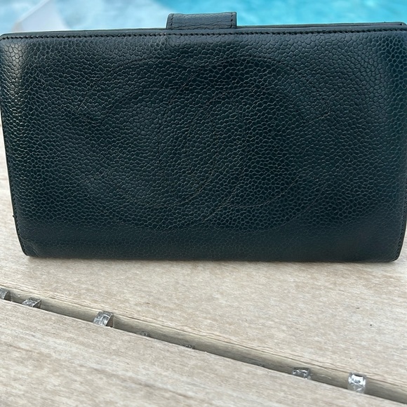 CHANEL WALLET COA - Picture 1 of 7
